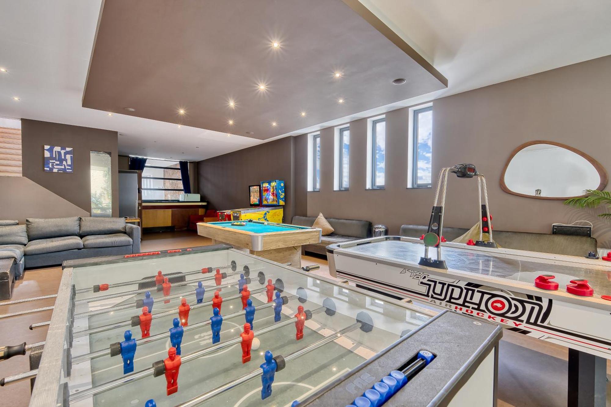 Comenstay Brussels Anderlecht Exterior photo